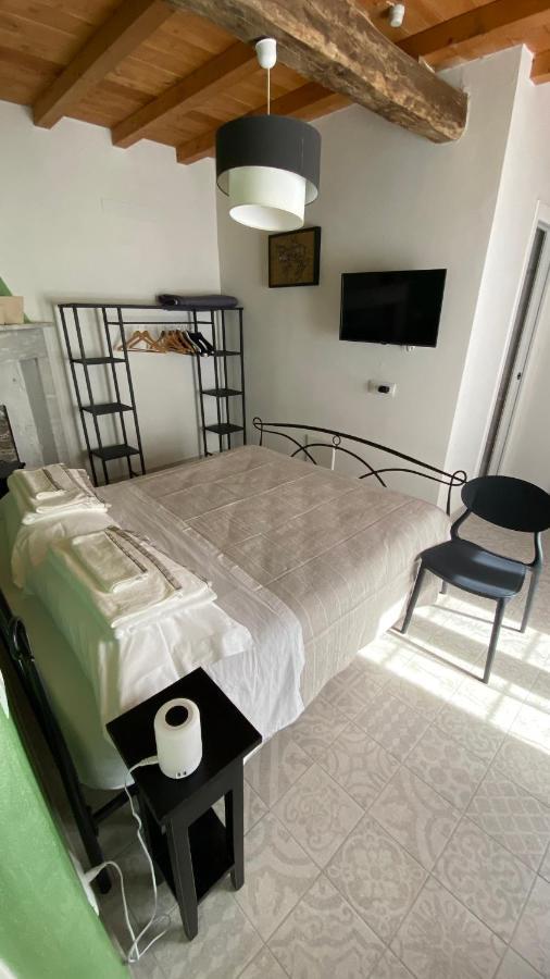 B&B Gronda Via Vandelli Massa Kültér fotó